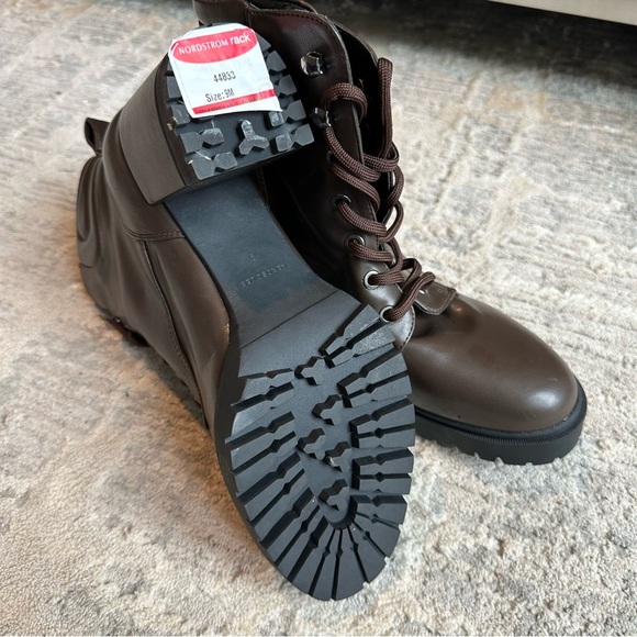 Aerosoles Esen Women size 9
Brown 3" Block Heel Lace-Up
Combat Boot Size NEW - Picture 10 of 11